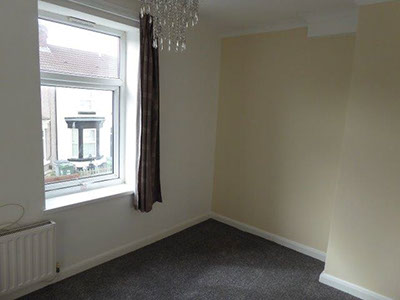 Bedroom 1 - Lucerne Road, Wallasey - Lighthouse Lettings