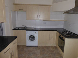 Kitchen - Lucerne Road, Wallasey - Lighthouse Lettings