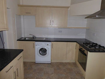 Kitchen - Lucerne Road, Wallasey - Lighthouse Lettings