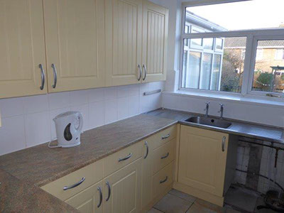 Kitchen - Woodchurch Road, Prenton - Lighthouse Lettings 