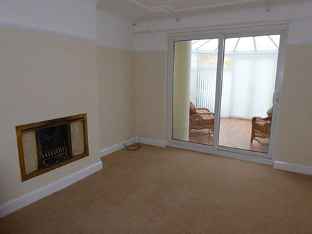 Lounge - Woodchurch Road, Prenton - Lighthouse Lettings 