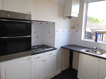 Kitchen - Woodchurch Road, Prenton - Lighthouse Lettings