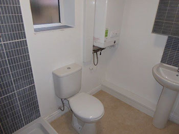 Bathroom - Withens Lane, Wallasey | Lighthouse Lettings
