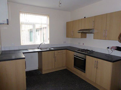 Kitchen - Fieldside Road, Birkenhead | Lighthouse Lettings