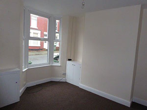 Lounge 2 - Moorland Road, Birkenhead - Lighthouse Lettings
