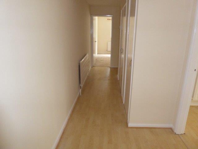 Hallway - Roslin Court, Oxton | Lighthouse Lettings