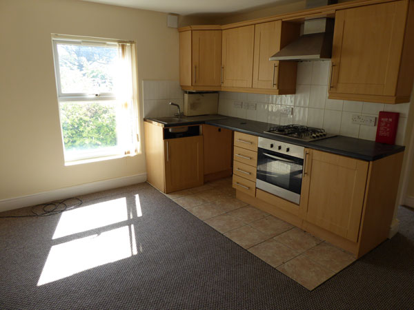 Kitchen - Whetstone Lane, Birkenhead - Lighthouse lettings